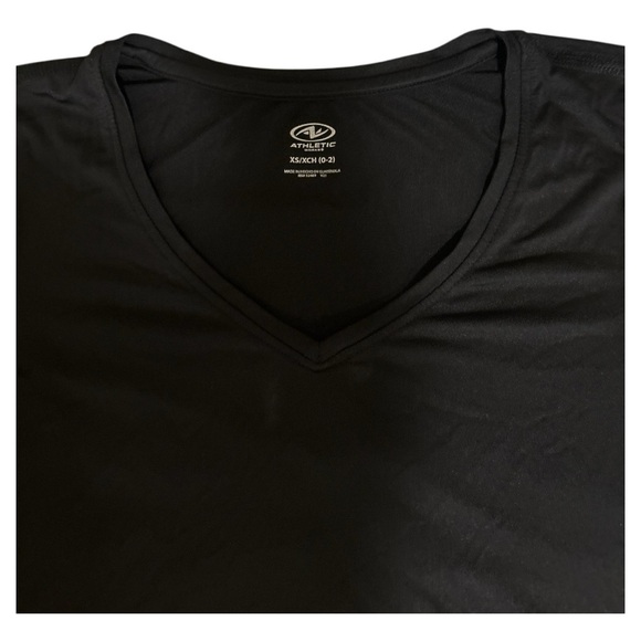 Athletic Works Black Fitted Short Sleeve Tee - Picture 4 of 4